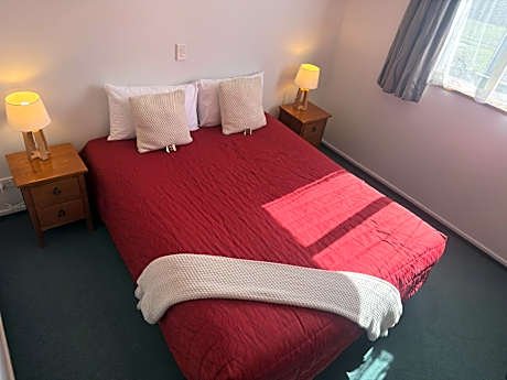 One-Bedroom Apartment with Spa Bath