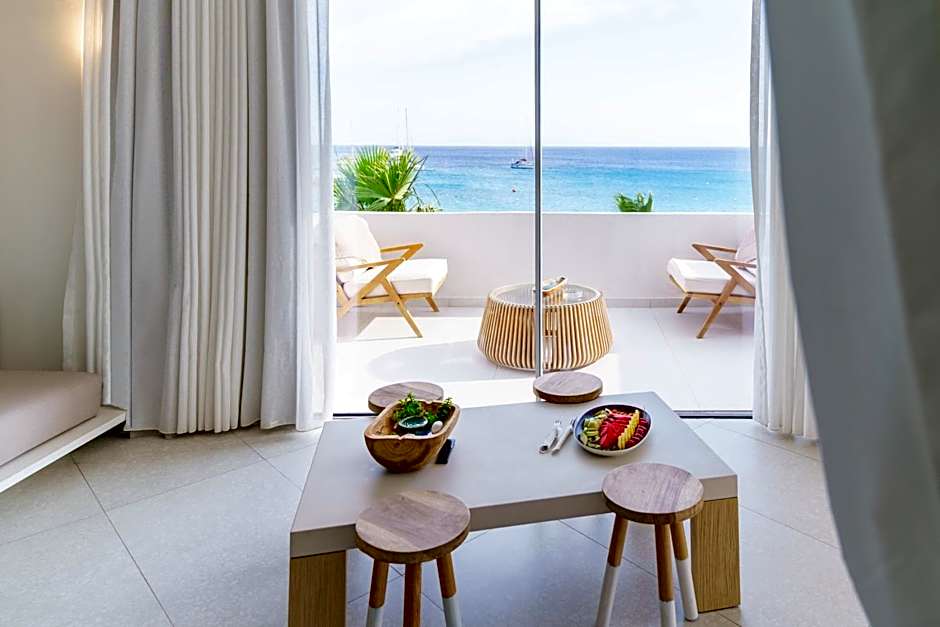 Mykonos Dove Beachfront Hotel