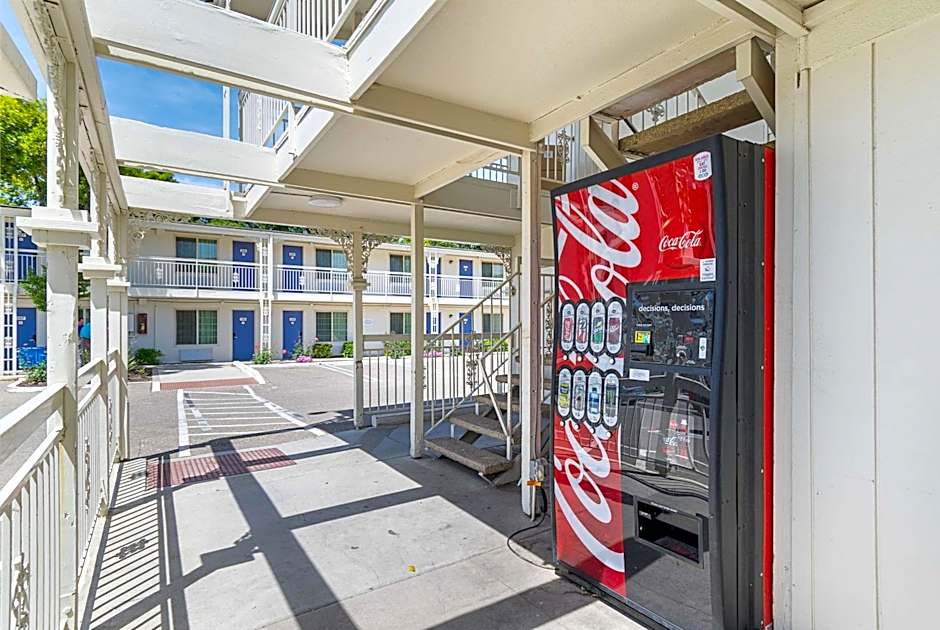 Motel 6-Santa Maria, CA - South