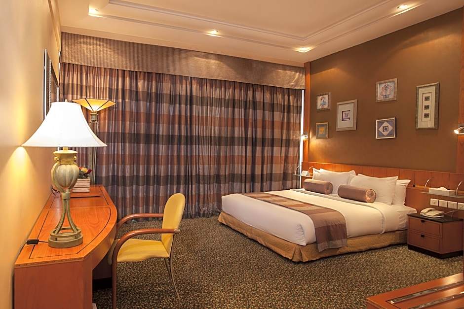 Gulf Court Hotel