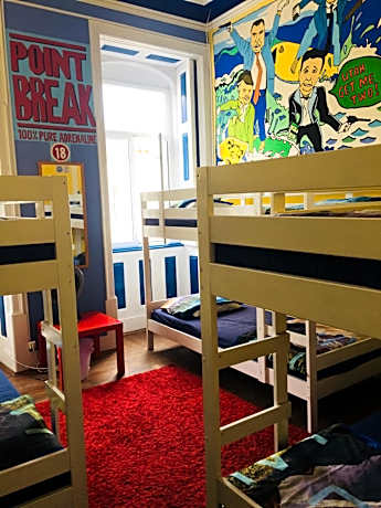 Bed in 6-Bed Mixed Dormitory Room