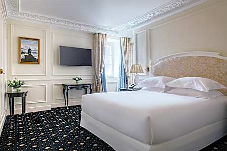 Two-Bedroom Imperial Suite