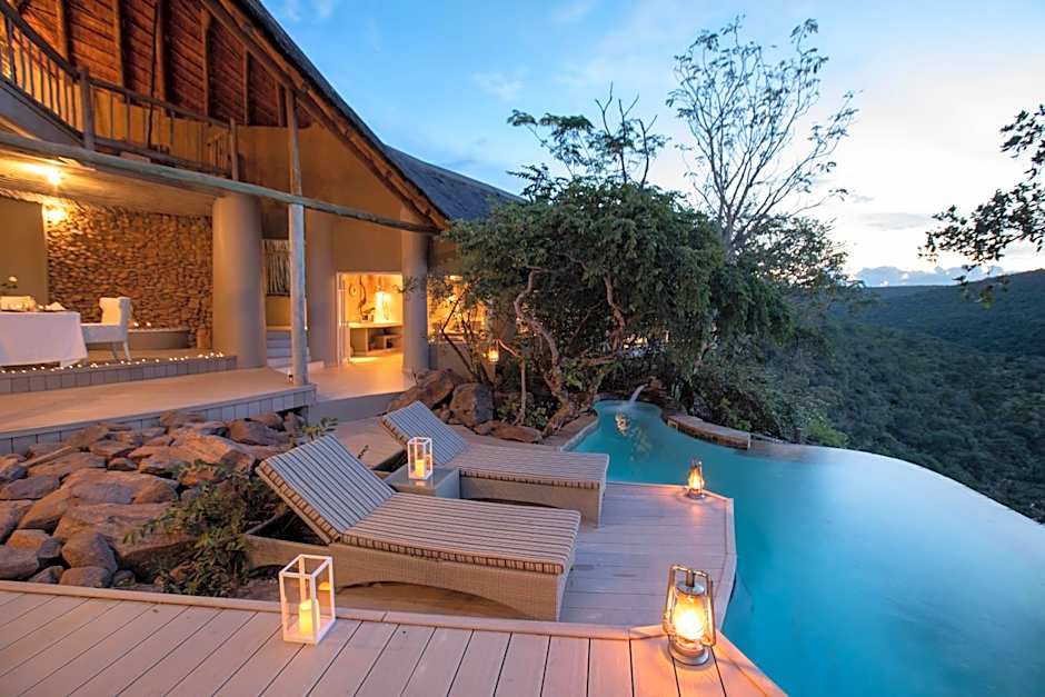 Clifftop Exclusive Safari Hideaway