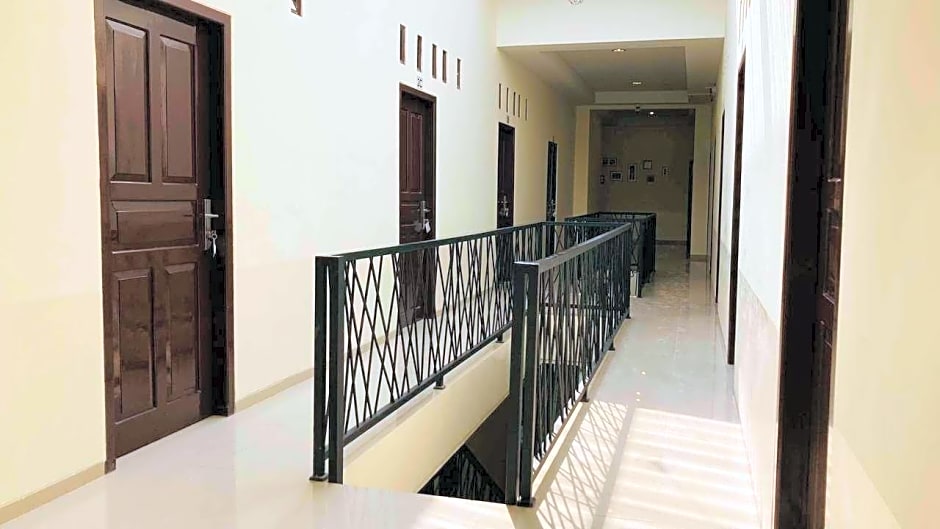 Hartono Inn Seturan Mitra RedDoorz