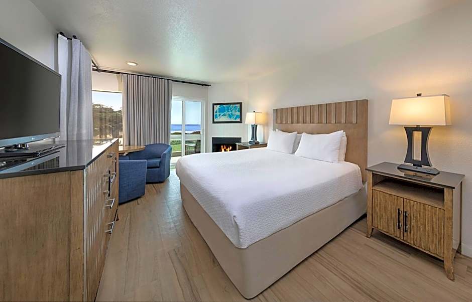 Cambria Landing Inn and Suites