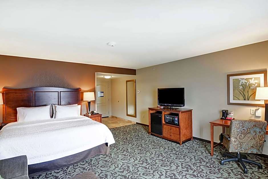 Hampton Inn By Hilton and Suites New Hartford/Utica