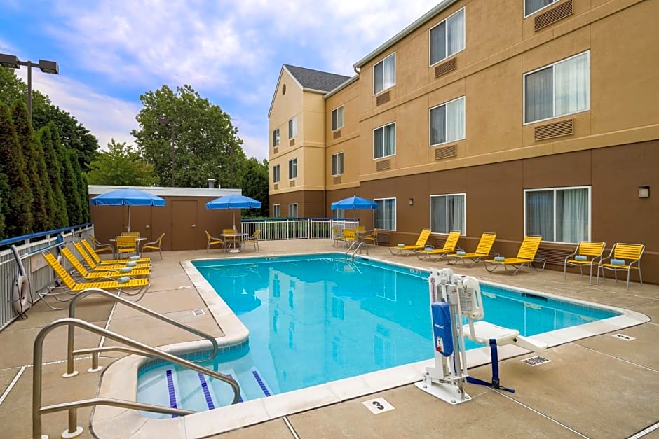 Fairfield Inn & Suites by Marriott Allentown Bethlehem/Lehigh Valley Airport