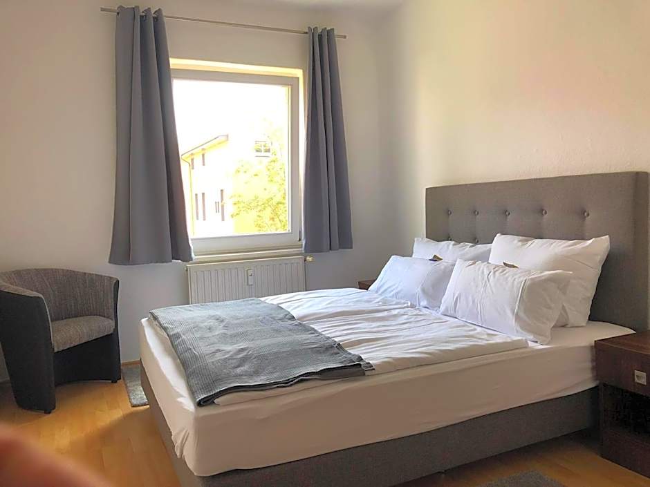 Viadrina Rooms & Apartments Frankfurt-Oder am Park im Zentrum