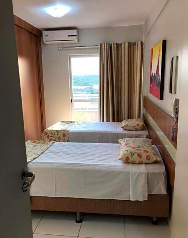 Lagoa Quente Flat Service -512B