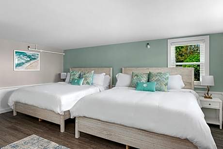 Quadruple Room with Sea View