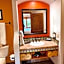 Los Arboles Hotel