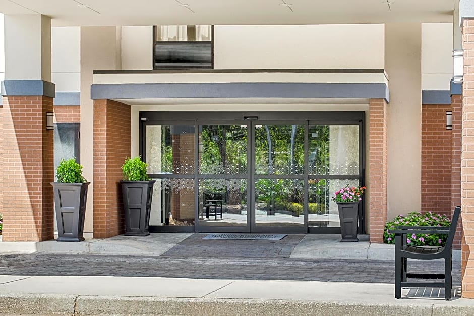 Hampton Inn Commerce