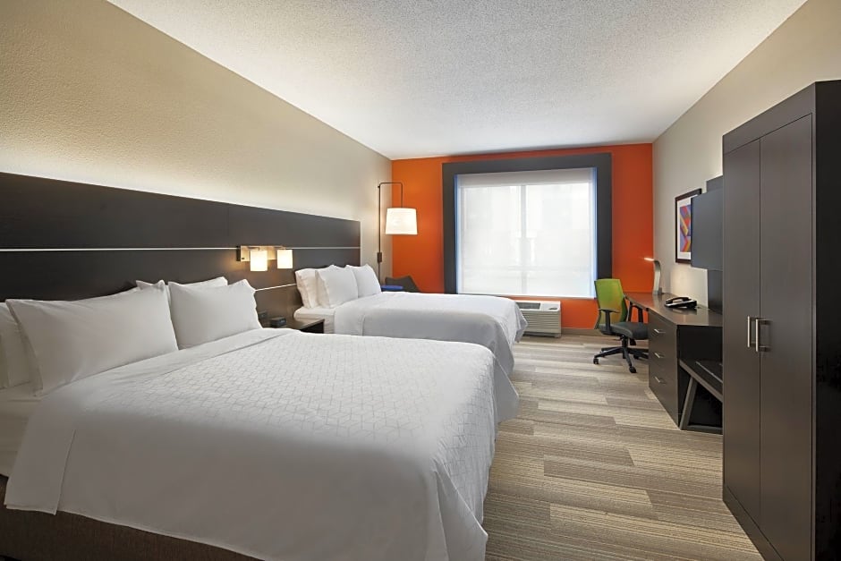 Holiday Inn Express Hotel & Suites Greenwood By IHG