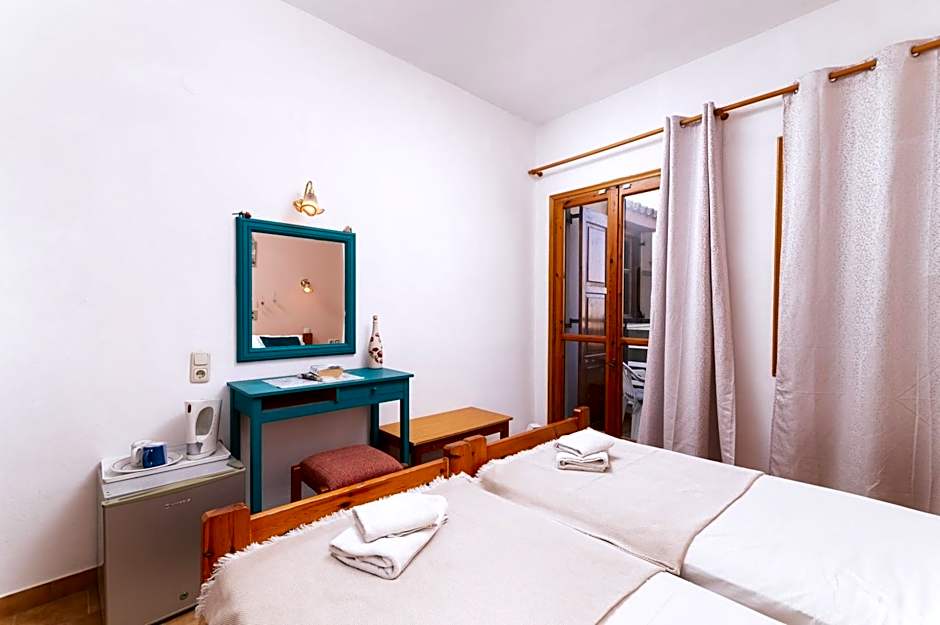Eva Marina Hotel