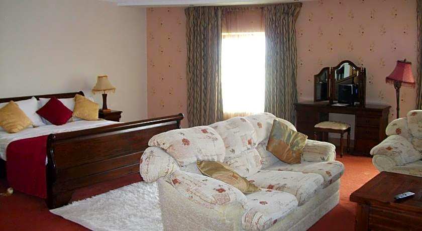 Broadhaven Bay Hotel