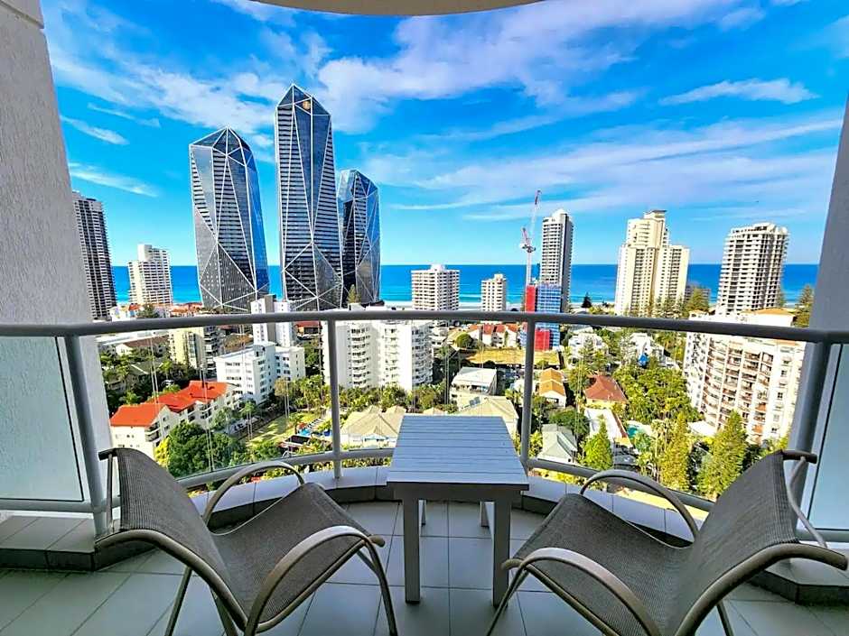 Deluxe Private Apartment and Studio - Ocean Views