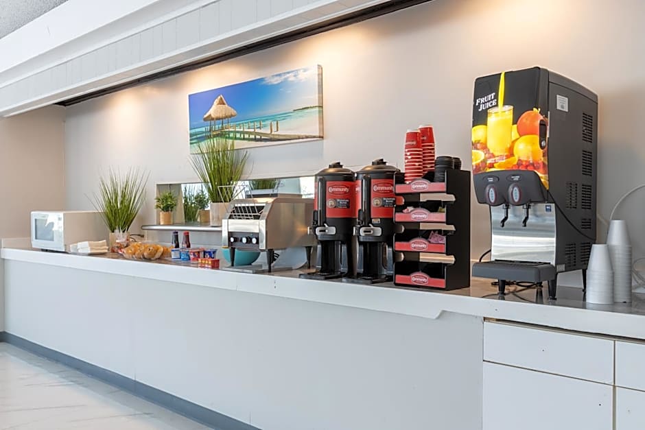 Motel 6 - Altamonte Springs, FL