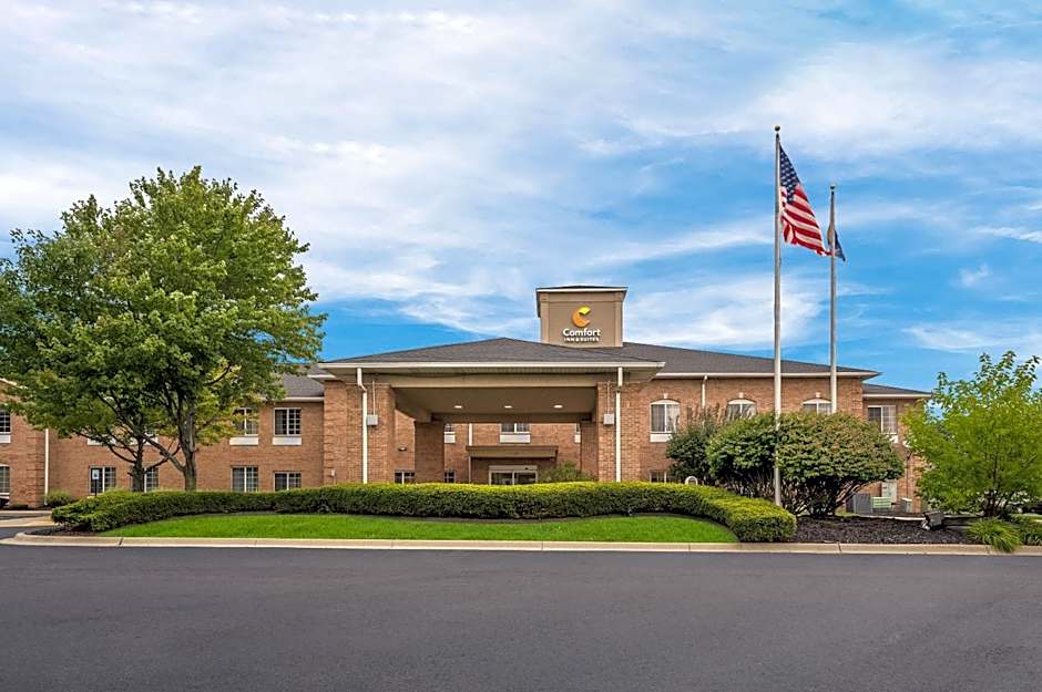 Comfort Inn & Suites Fenton