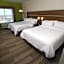 Holiday Inn Express & Suites Lincoln Airport By IHG
