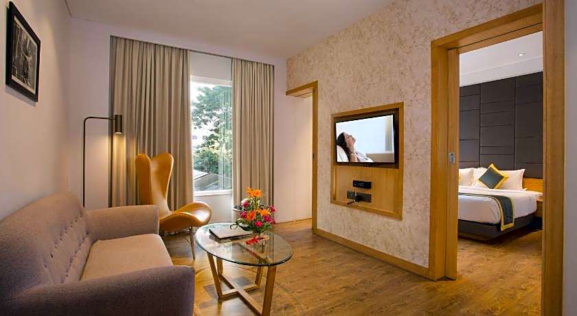 Fountain Tree by TGI