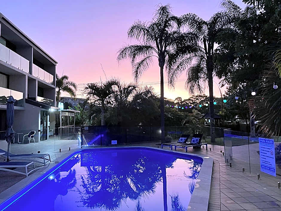 Burleigh Palms Holiday Apartments