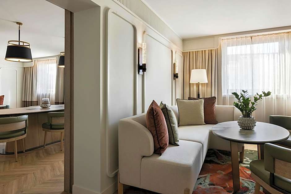 Imperial Riding School, Autograph Collection