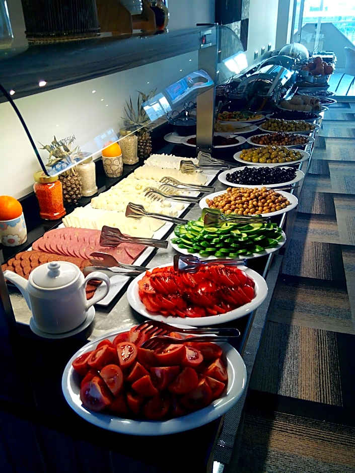 Kardes Hotel
