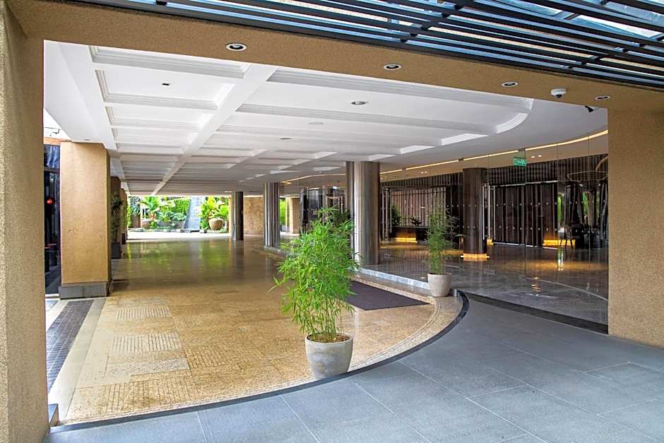 Sankara Nairobi, Autograph Collection