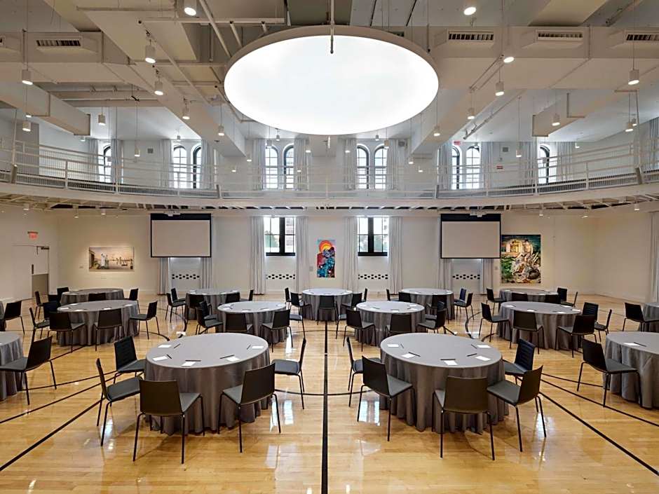 21c Museum Hotel St Louis