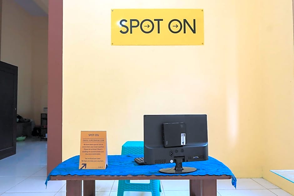 OYO 2371 Islami Family Residence