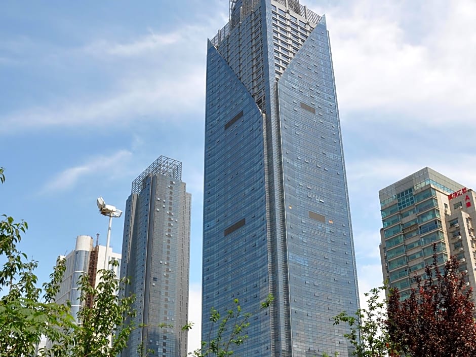 Qingdao Grand New Century Hotel