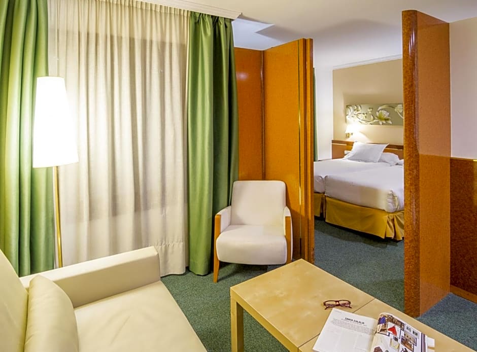 Acacia Suite