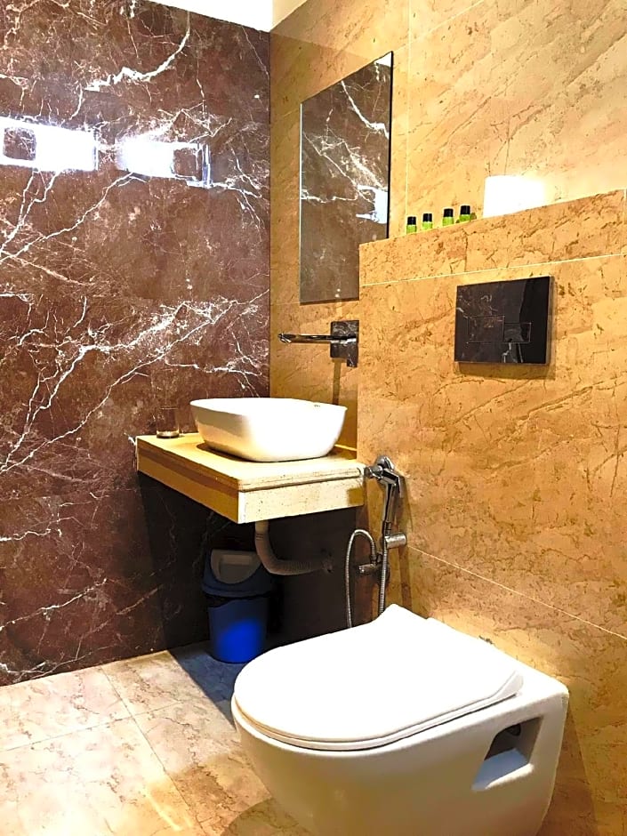 Hampton Hotel - 200 mt from Golden Temple 