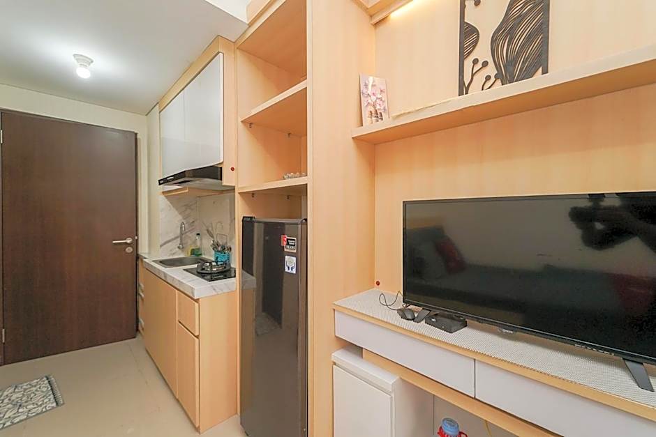 RedLiving Apartemen Transpark Juanda - Frams Properti Tower Jade with Netflix