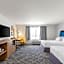 Hampton Inn & Suites New Castle