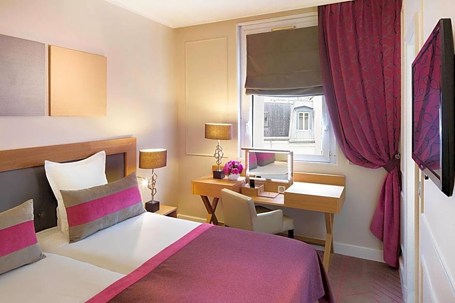 Hotel Galileo Champs Elysees