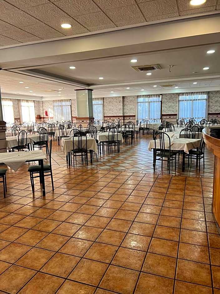 Hotel Restaurante Dama de Baza