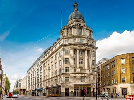 Travelodge London Central City Road