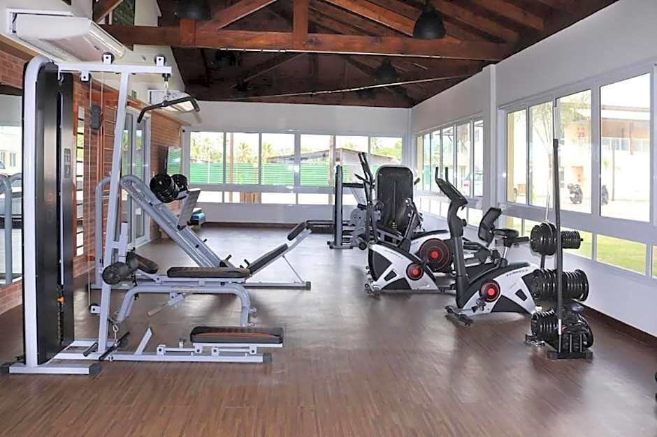 Apartamento em condomínio com passeio incluso