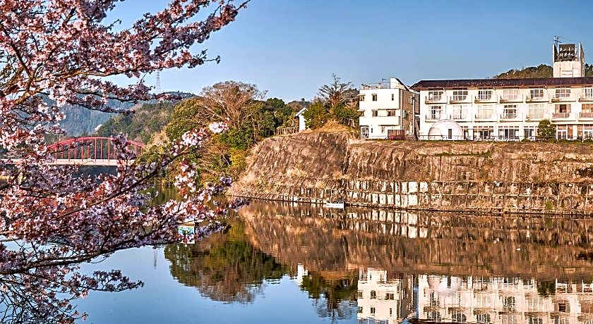 Kameyama Onsen Hotel