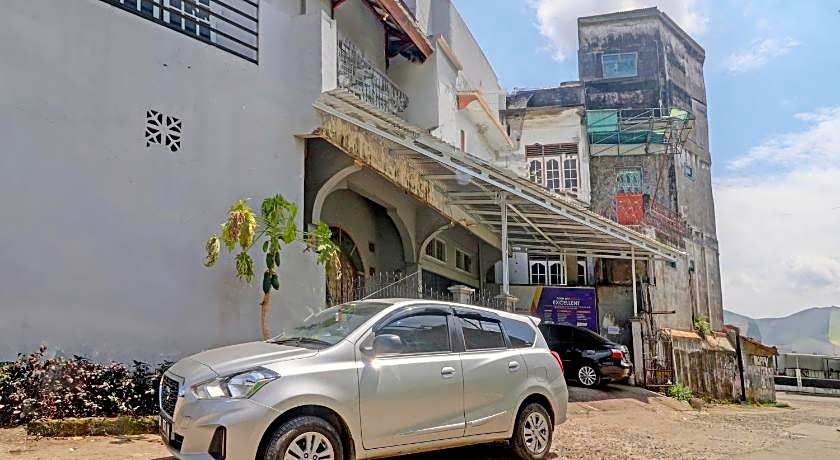 Hotel O Excellent Kost