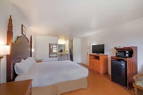 Americas Best Value Inn Lockhart TX