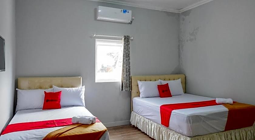 RedDoorz @ City Park Medoho Semarang