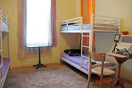 Bed in 6-Bed Dormitory Room
