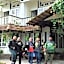 Hillview Inn