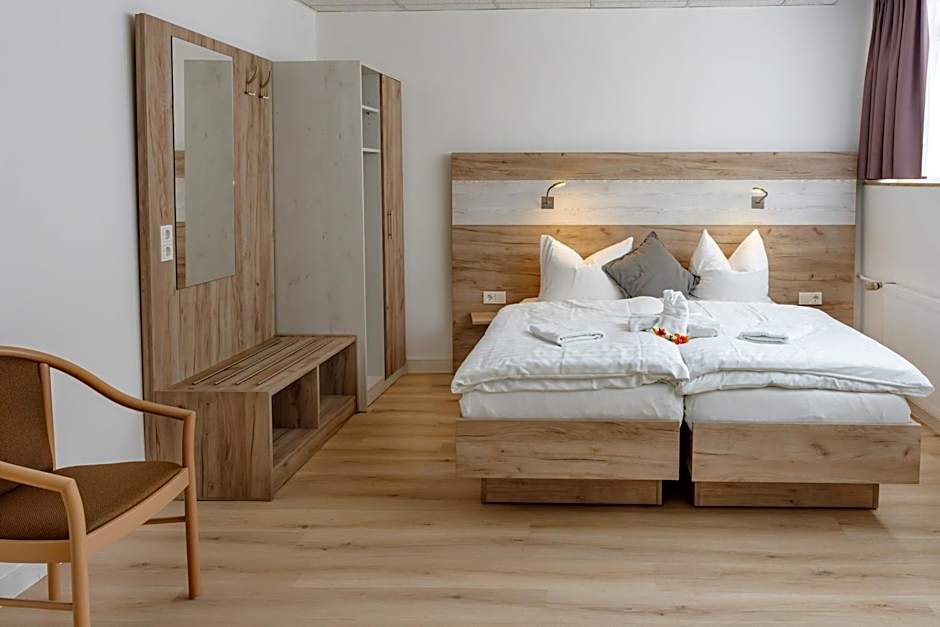 Sonnenschein Hotel & Apartments