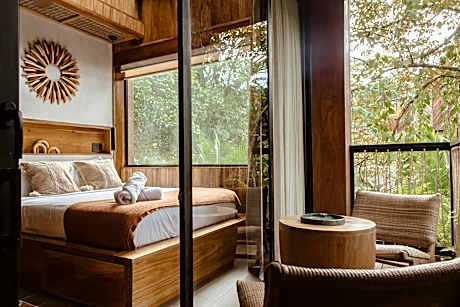 Jungle Immersion With Terrace W/AC