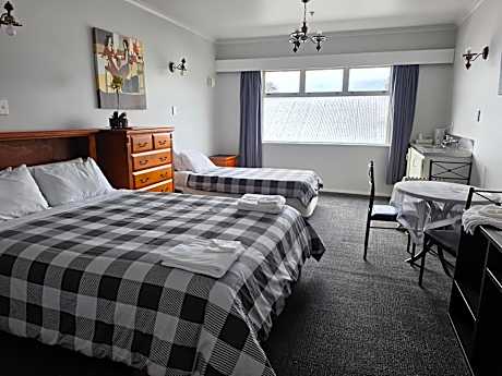 Twin Room with Extra Bed