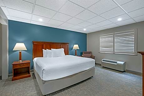 Two-Bedroom Suite - Non-Smoking