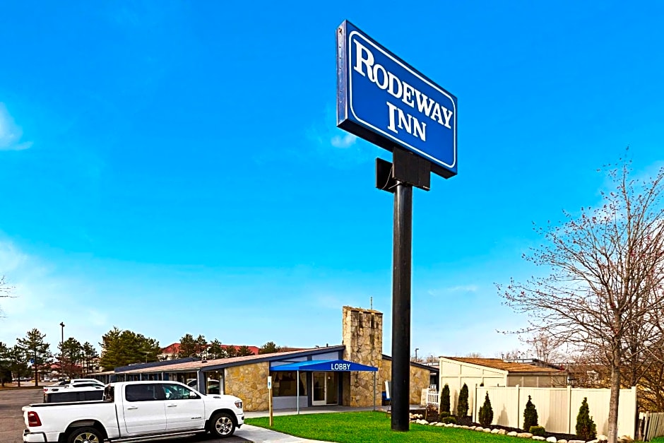 Rodeway Inn Metro Airport